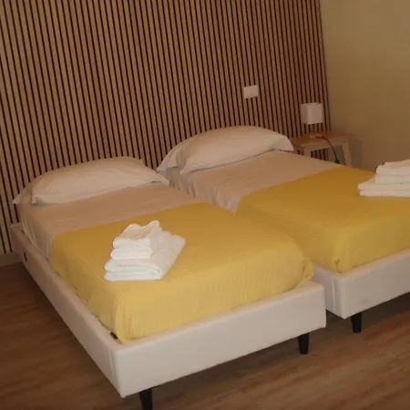 Апартаменты Guelfa House *