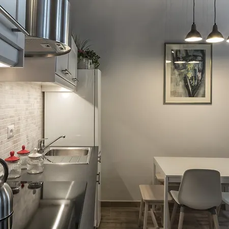 Apartamento 60sqm 1 Bedroom, 2 Bathroom In Centro Histórico *
